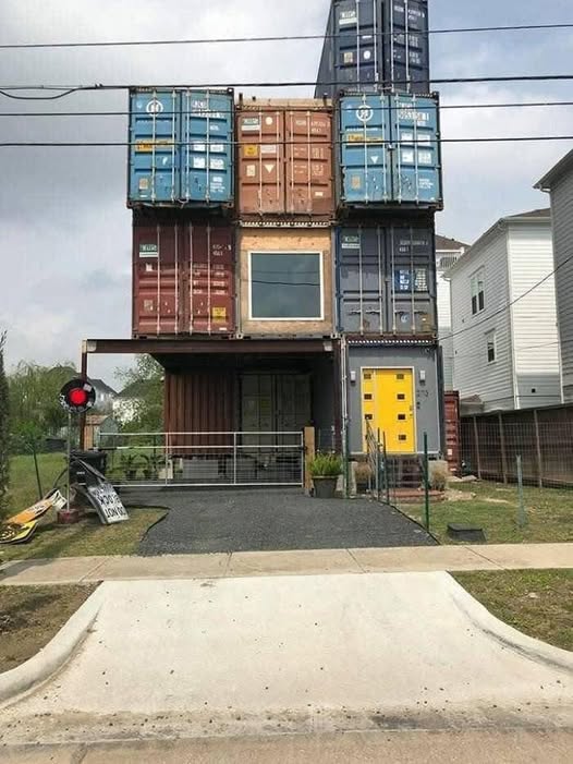 Man Builds Stunning 2,500-Square-Foot Dream Home Using 11 Shipping Containers — The Interior Is Incredible